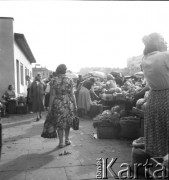 lata 50-te, Warszawa, Polska.
Bazar Różyckiego
Fot. Irena Jarosińska, zbiory Ośrodka KARTA.