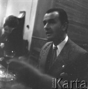 1954, Warszawa, Polska.
X-lecie Towarzystwa Przyjaźni Polsko-Radzieckiej w redakcji 