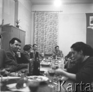 1954, Warszawa, Polska.
X-lecie Towarzystwa Przyjaźni Polsko-Radzieckiej w redakcji 
