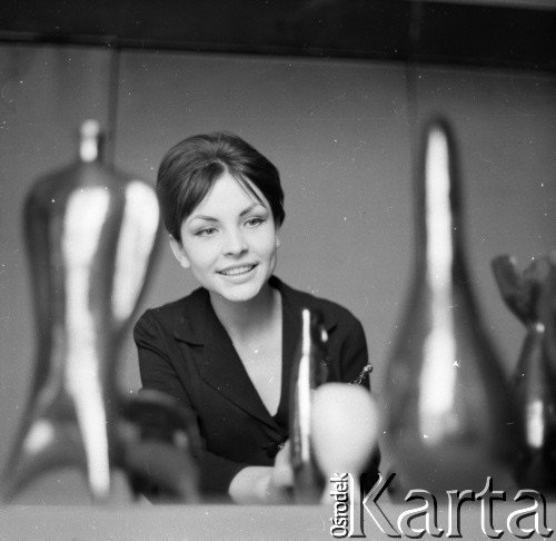 Lata 60., Polska.
Modelka i aktorka Teresa Tuszyńska.
Fot. Irena Jarosińska, zbiory Ośrodka KARTA