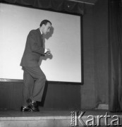Lata 50., Warszawa, Polska.
Kabaret 