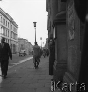 Lata 50., Warszawa, Polska.
Ulica Nowy Świat.
Fot. Irena Jarosińska, zbiory Ośrodka KARTA