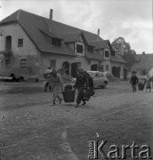 Lata 50., Polska.
Wieś.
Fot. Irena Jarosińska, zbiory Ośrodka KARTA