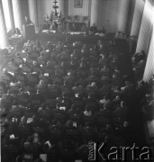 Kwiecień 1955, Warszawa, Polska.
Walny zjazd Stowarzyszenia Polskich Artystów Teatru i Filmu (SPATiF).
Fot. Irena Jarosińska, zbiory Ośrodka KARTA
