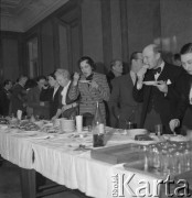 Kwiecień 1955, Warszawa, Polska.
Walny zjazd Stowarzyszenia Polskich Artystów Teatru i Filmu (SPATiF).
Fot. Irena Jarosińska, zbiory Ośrodka KARTA
