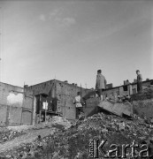 Lata 50., Warszawa, Polska.
Ulica Tamka.
Fot. Irena Jarosińska, zbiory Ośrodka KARTA