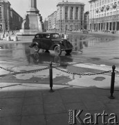 Lata 50., Warszawa, Polska.
Plac Konstytucji.
Fot. Irena Jarosińska, zbiory Ośrodka KARTA