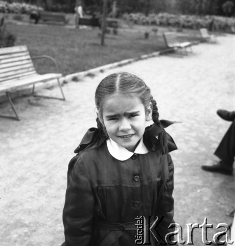 Lata 50., Polska.
Hania Ciupińska.
Fot. Irena Jarosińska, zbiory Ośrodka KARTA