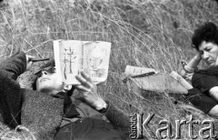 1959, Łeba, Polska.
Odpoczynek na planie zdjęciowym do filmu 