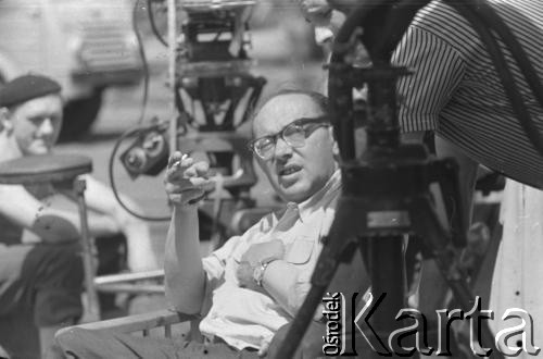 1959, Warszawa, Polska.
Reżyser Stanisław Wohl na planie zdjęciowym filmu 