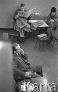 Ok. 1961, Warszawa, Polska.
Jedno z pomieszczeń w Telewizji Polskiej.
Fot. Irena Jarosińska, zbiory Ośrodka KARTA