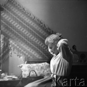 1960, Warszawa, Polska.
Aktorka Barbara Drapińska.
Fot. Irena Jarosińska, zbiory Ośrodka KARTA