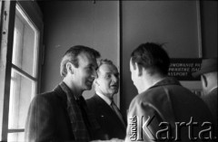 Lata 50. lub 60., Polska.
Spotkanie.
Fot. Irena Jarosińska, zbiory Ośrodka KARTA