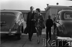 Lata 50. lub 60., Polska.
Osoby.
Fot. Irena Jarosińska, zbiory Ośrodka KARTA