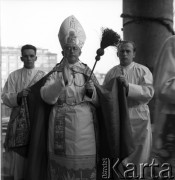 30.10.1955, Katowice, Polska.
Konsekracja Archikatedry Chrystusa Króla prowadzona przez ordynariusza częstochowskiego Zdzisława Golińskiego.
Fot. Irena Jarosińska, zbiory Ośrodka KARTA
