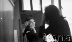 Lata 50. lub 60., Polska.
Aktorka Zofia Słaboszowska.
Fot. Marek Jarosiński, zbiory Ośrodka KARTA