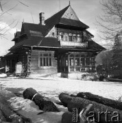 Lata 60., Zakopane, Polska.
Willa Oksza projektu Stanisława Witkiewicza.
Fot. Irena Jarosińska, zbiory Ośrodka KARTA 
