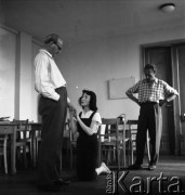 Lata 50. lub 60., Polska.
Próba spektaklu teatralnego.
Fot. Irena Jarosińska, zbiory Ośrodka KARTA