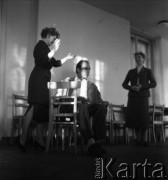 Lata 50. lub 60., Polska.
Próba spektaklu teatralnego.
Fot. Irena Jarosińska, zbiory Ośrodka KARTA
