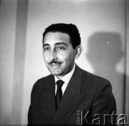 Lata 50. lub 60., Polska.
Zdjęcie legitymacyjne Stanisława Pieniążka - męża fotografki Ireny Jarosińskiej.
Fot. Irena Jarosińska, zbiory Ośrodka KARTA