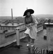 1968, Wałbrzych, Polska.
Krystyna Tyszarska-Skołuda reżyserka i dyrektorka Teatru Dramatycznego im. Jerzego Szaniawskiego w Wałbrzychu.
Fot. Irena Jarosińska, zbiory Ośrodka KARTA