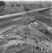 8.11.1976, Bełchatów, Polska.
Kopalnia Węgla Brunatnego Bełchatów - prace na polu wydobywczym.
Fot. Irena Jarosińska, zbiory Ośrodka KARTA