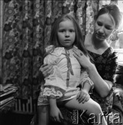 Lata 60. lub 70., Polska.
Malarka Viola Wieczorek.
Fot. Irena Jarosińska, zbiory Ośrodka KARTA 
