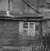 1977, Wiązowna, Polska
Wiejska chałupa przy ul. Kościelnej 13A
Fot. Irena Jarosińska, zbiory Ośrodka KARTA