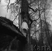 lata 70-te, Grobka, Polska
Ania Murawska w sesji fotograficznej 