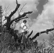 lata 70-te, Grobka, Polska
Ania Murawska w sesji fotograficznej 