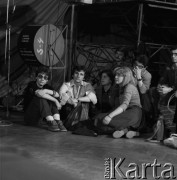 Maj 1978, Warszawa, Polska.
Spotkanie z Piosenką Studencką w Klubie Medyk. Reżyseruje Marek Nowakowski.
Fot. Irena Jarosińska, zbiory Ośrodka KARTA 
