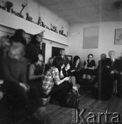 Jesień 1979, Warszawa, Polska.
Grupa Onomatopeja w programie artystycznym zatytułowanym 