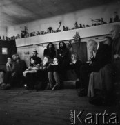 Jesień 1979, Warszawa, Polska.
Grupa Onomatopeja w programie artystycznym zatytułowanym 
