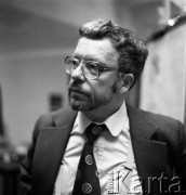Maj 1979, Kraków, Polska.
Malarz Jerzy Nowosielski w Akademii Sztuk Pięknych.
Fot. Irena Jarosińska, zbiory Ośrodka KARTA