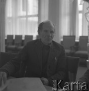 lata 70-te, Warszawa, Polska
Posiedzenie sejmowej komisji ds. gospodarczo-socjalnych.
Fot. Irena Jarosińska, zbiory Ośrodka KARTA
