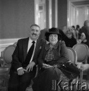 Lata 60. lub 70., Warszawa, Polska.
Pisarz Jerzy Waldorff na uroczystości z okazji zakończenia Roku Stanisławowskiego na Zamku Królewskim. 
Fot. Irena Jarosińska, zbiory Ośrodka KARTA