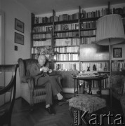 lata 70-te, Warszawa, Polska
Prozaik i poeta Andrzej Kuśniewicz
Fot. Irena Jarosińska, zbiory Ośrodka KARTA