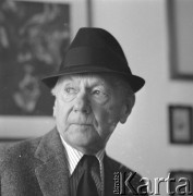 lata 70-te, Warszawa, Polska
Prozaik i poeta Andrzej Kuśniewicz
Fot. Irena Jarosińska, zbiory Ośrodka KARTA
