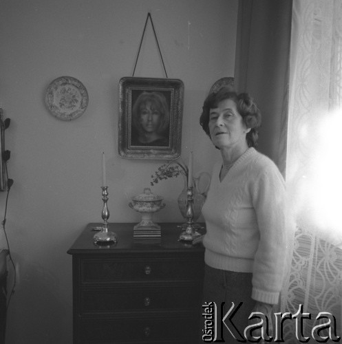 lata 70-te, Warszawa, Polska
Pisarka Jadwiga Żylińska
Fot. Irena Jarosińska, zbiory Ośrodka KARTA