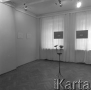 lata 70-te, Warszawa, Polska
Wystawa Włodzimierza Borowskiego
Fot. Irena Jarosińska, zbiory Ośrodka KARTA