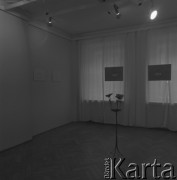lata 70-te, Warszawa, Polska
Wystawa Włodzimierza Borowskiego
Fot. Irena Jarosińska, zbiory Ośrodka KARTA