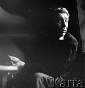 Lata 50. lub 60., Polska.
Mężczyzna.
Fot. Irena Jarosińska, zbiory Ośrodka KARTA