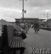 Lata 60., Warszawa, Polska.
Dworzec Warszawa Śródmieście.
Fot. Irena Jarosińska, zbiory Ośrodka KARTA