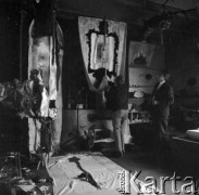 1968, Zakopane, Polska.
Pracownia artysty Władysława Hasiora.
Fot. Irena Jarosińska, zbiory Ośrodka KARTA