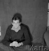 Lata 70., Polska.
Grafik Maciej Urbaniec.
Fot. Irena Jarosińska, zbiory Ośrodka KARTA