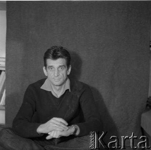 Lata 70., Polska.
Grafik Maciej Urbaniec.
Fot. Irena Jarosińska, zbiory Ośrodka KARTA