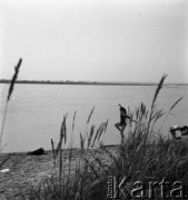 1960, Warszawa, Polska.
Tancerka Barbara Bittnerówna - primabalerina Opery Poznańskiej, Opery Śląskiej i Opery Narodowej w Warszawie.
Fot. Irena Jarosińska, zbiory Ośrodka KARTA