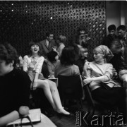 Lata 60. lub 70., Wrocław, Polska.
Międzynarodowy Festiwal Teatrów Studenckich.
Fot. Irena Jarosińska, zbiory Ośrodka KARTA