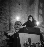 przełom lat 50-tych i 60-tych, Kraków, Polska.
Piwnica pod Baranami. Na zdjęciu Barbara Nawratowicz.
Fot. Irena Jarosińska, zbiory Ośrodka KARTA.
