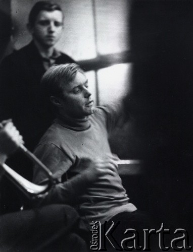 01.1966, Warszawa, Polska.
Kompozytor i pianista jazzowy Krzysztof Komeda podczas nagrania płyty 